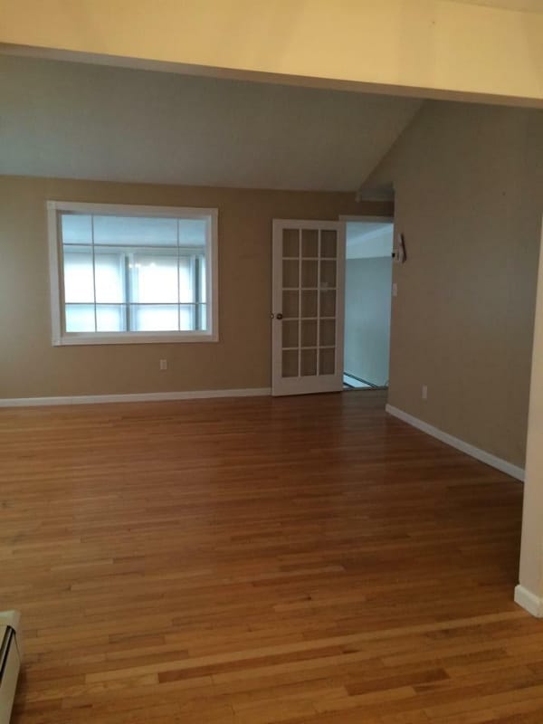 Building Photo - 3799 Fieldview Ave