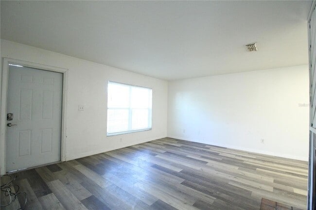 Building Photo - 5736 NW 25th Terrace