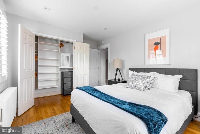 Building Photo - 2243 40th St NW