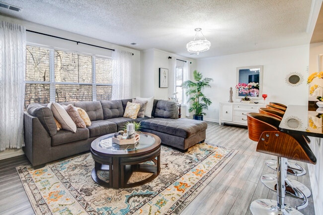 Building Photo - 14201 Woolen Oak Ct