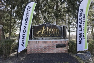 Interior Photo - Ashton Heights