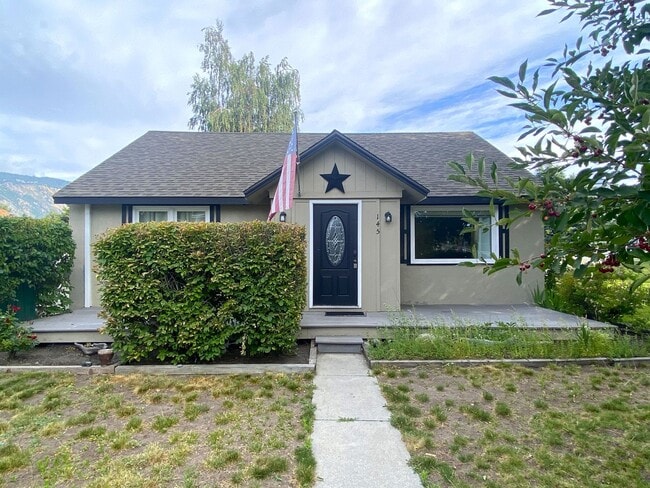 Building Photo - 3-Bedroom Home - Receive $300 off your fir...