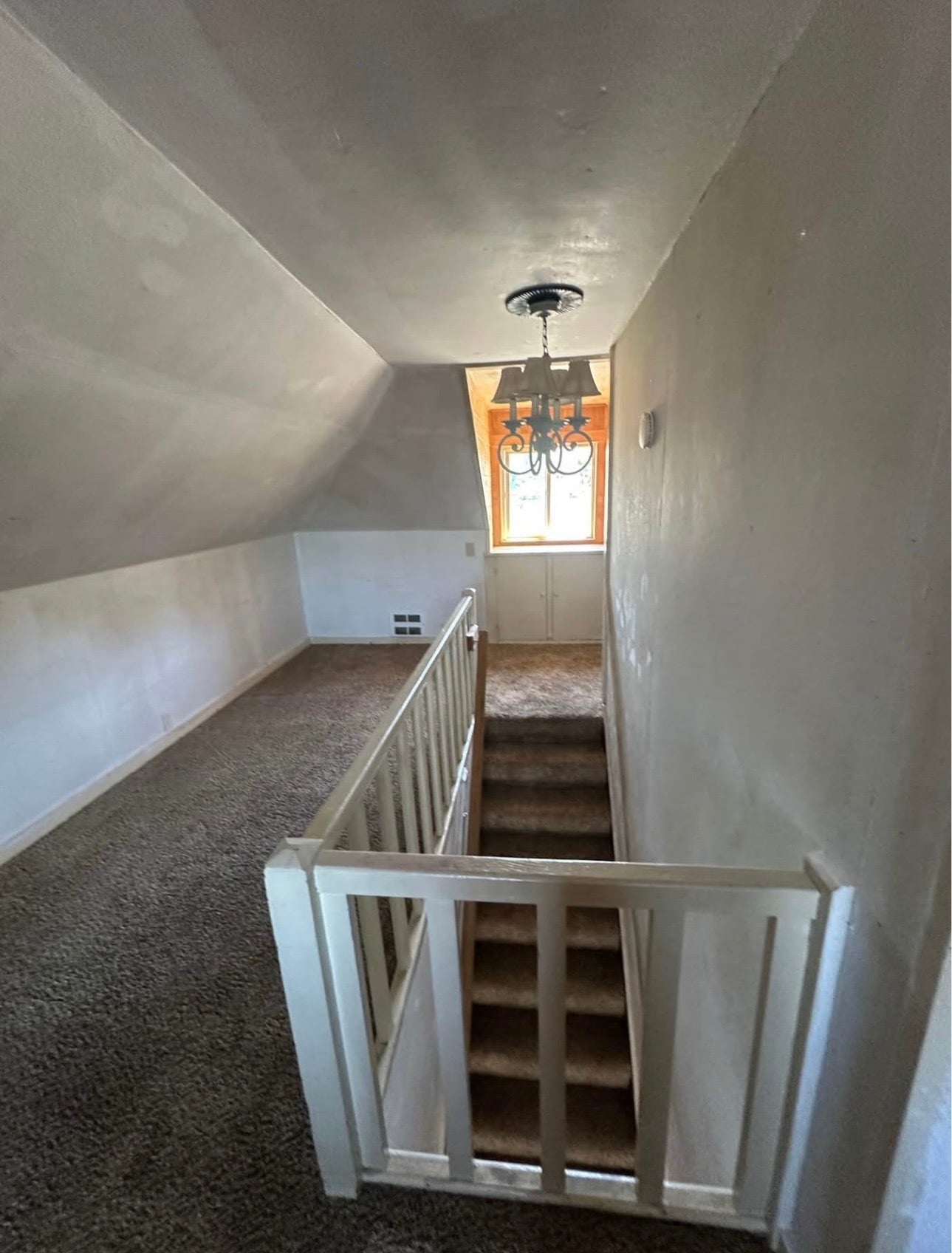 Building Photo - 905 Ferguson Ave