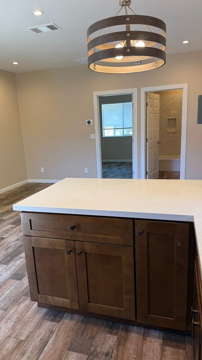 Building Photo - 1019 Castro St