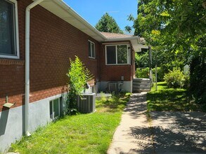 Building Photo - 132 N 100 E
