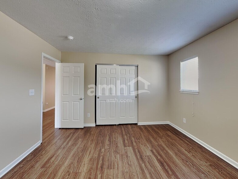 Building Photo - 8193 Tasman Dr