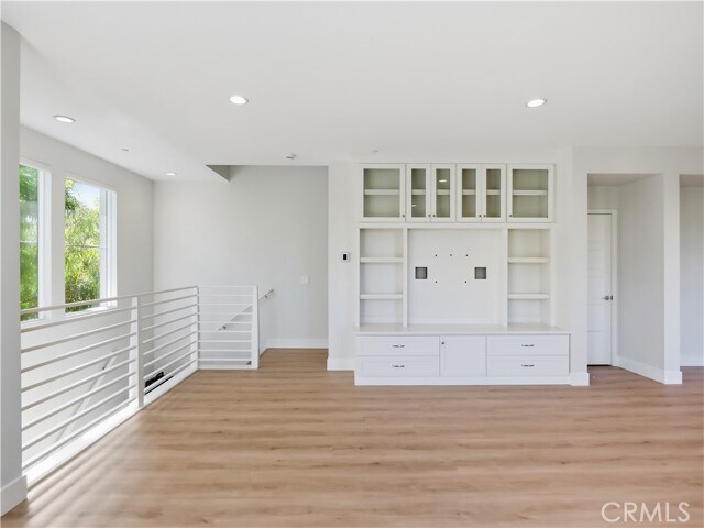 Building Photo - 1 Vantis Dr