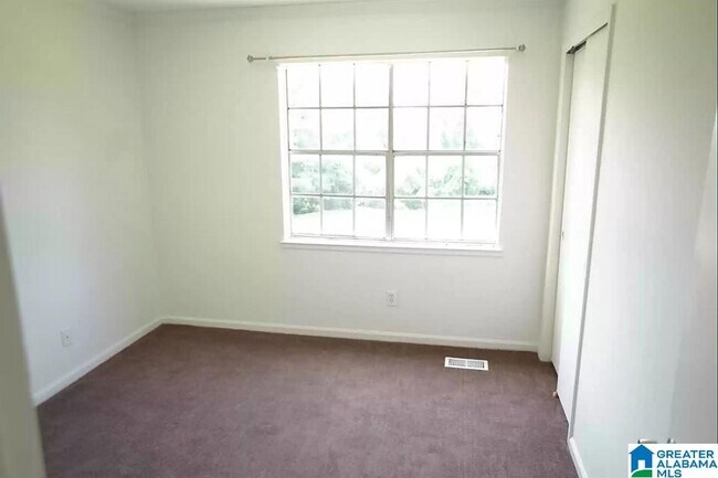 Building Photo - 5010 Darlene Dr