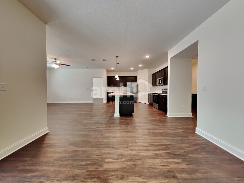 Building Photo - 12637 Percy Ln