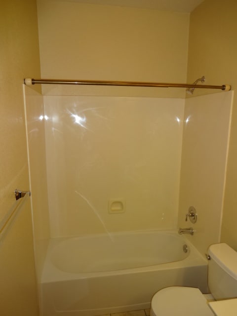 Building Photo - SINGLE STORY, 3 BEDROOM, 2 BATH, 2.5 CAR GARAGE, IN GATED COMMUNITY!