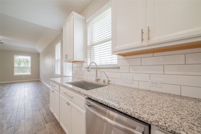 Building Photo - 8627 Marble Ter Ct