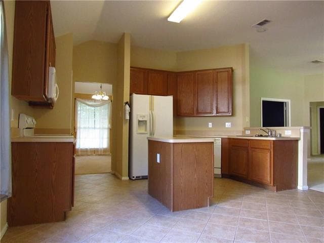 Building Photo - 1811 Lake Travis Dr