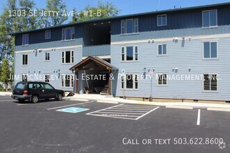 Building Photo - Lower level 2 bed/ 1 bath with 1 Assigned ...