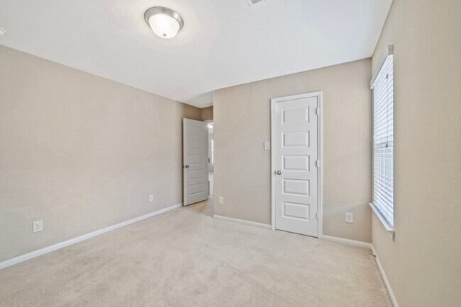 Building Photo - 22523 Birch Ridge Meadow Dr