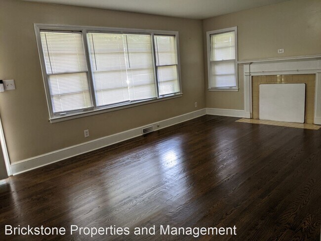 Building Photo - 3 br, 1 bath House - 9400 East WT Harris Blvd