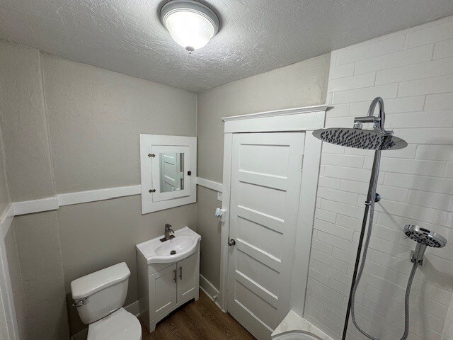 Building Photo - 485 Gaviota Ave