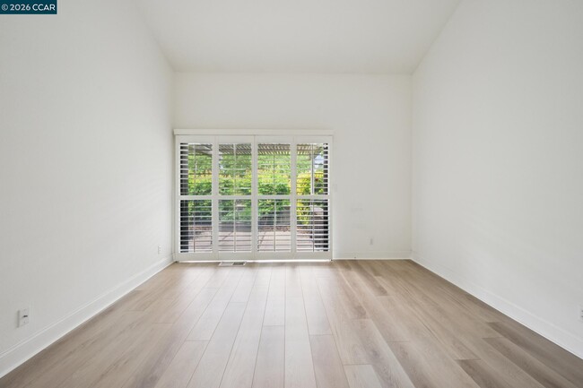 Building Photo - 2137 Presidio Ct