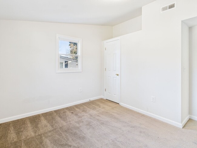 Building Photo - 6113 Ullswater Ave