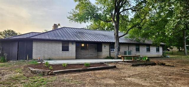 Building Photo - 524 Sanders Rd