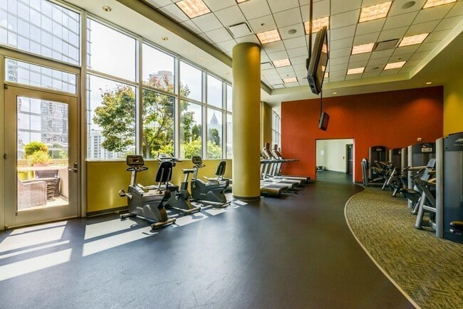 Building Photo - 1080 Peachtree St NE