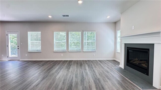 Building Photo - 30 Bur Oak Blvd
