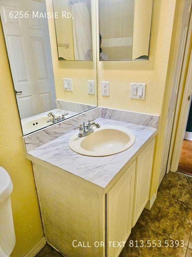 Building Photo - 6256 Maisai Rd