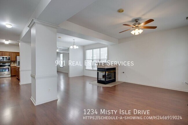 Building Photo - 1234 Misty Isle Dr