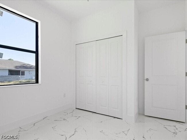 Building Photo - 5208 28th St SW