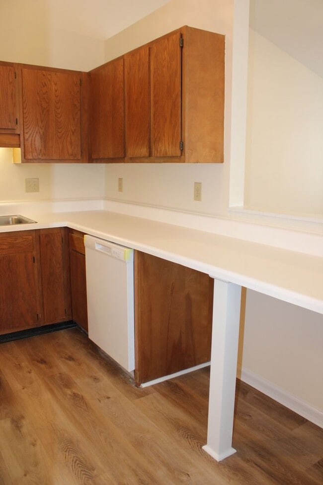 Building Photo - Charming & Cozy 2-Bedroom in the Heart of Havelock