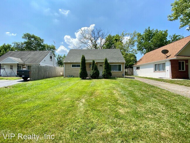 Building Photo - 4 br, 1 bath House - 3365 Eakin Road