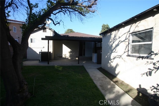 Building Photo - 9968 Daines Dr