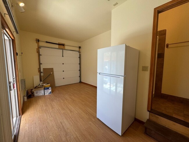 Building Photo - 1163 Aloha Way