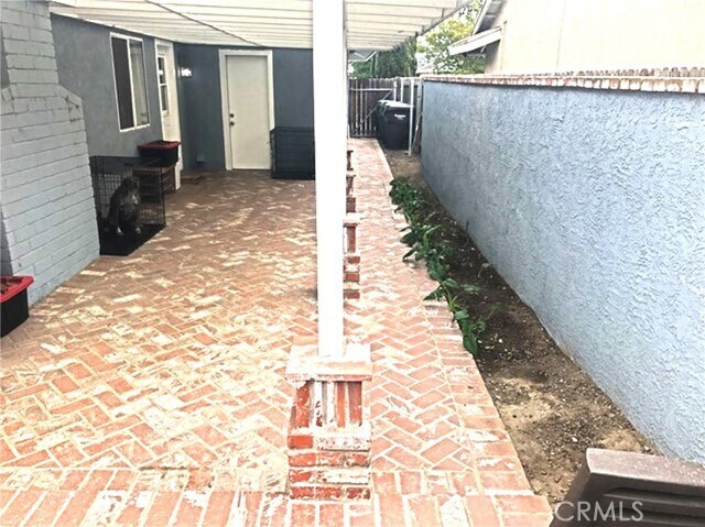 Building Photo - 20011 Shorewood Cir