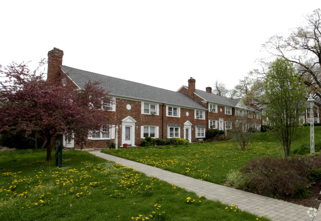 Building Photo - Kent Court