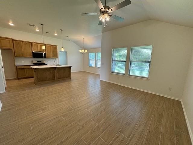 Building Photo - 523 Prairie Dr