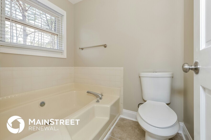 Building Photo - 105 Springvalley Way