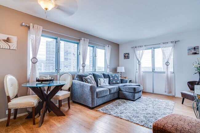 Building Photo - Fully-Furnished One Bedroom at Ala Wai Cove