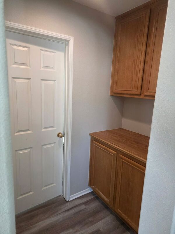 Building Photo - 28958 Newport Rd