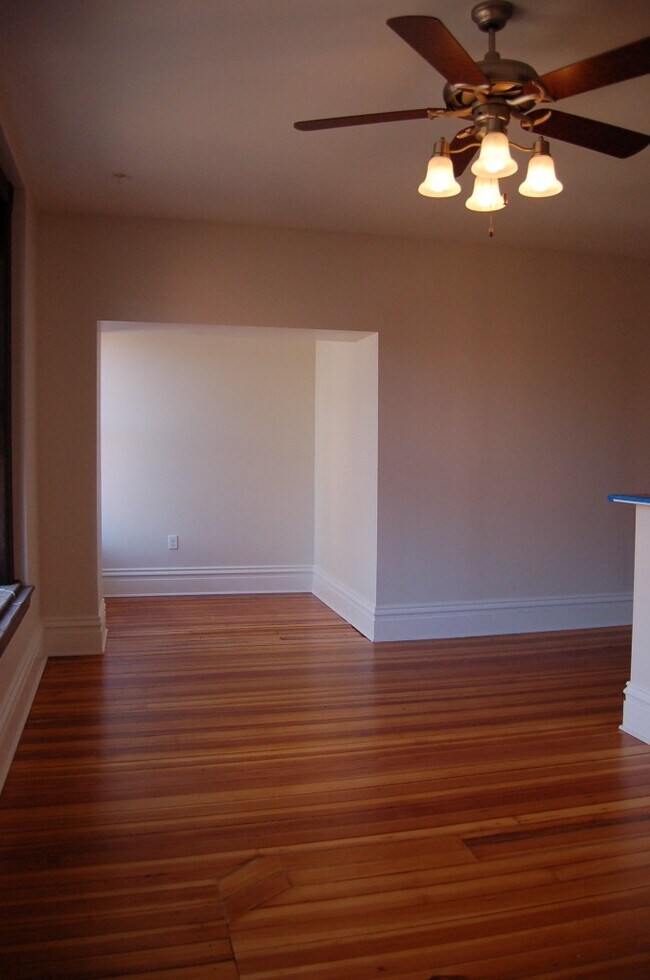 Building Photo - Troy Properties