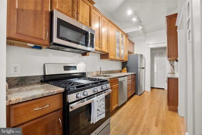 Building Photo - 1930 37th St NW