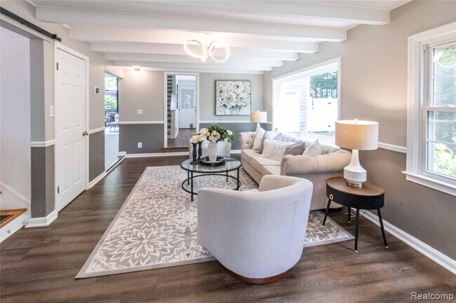 Building Photo - 1834 Fairview St