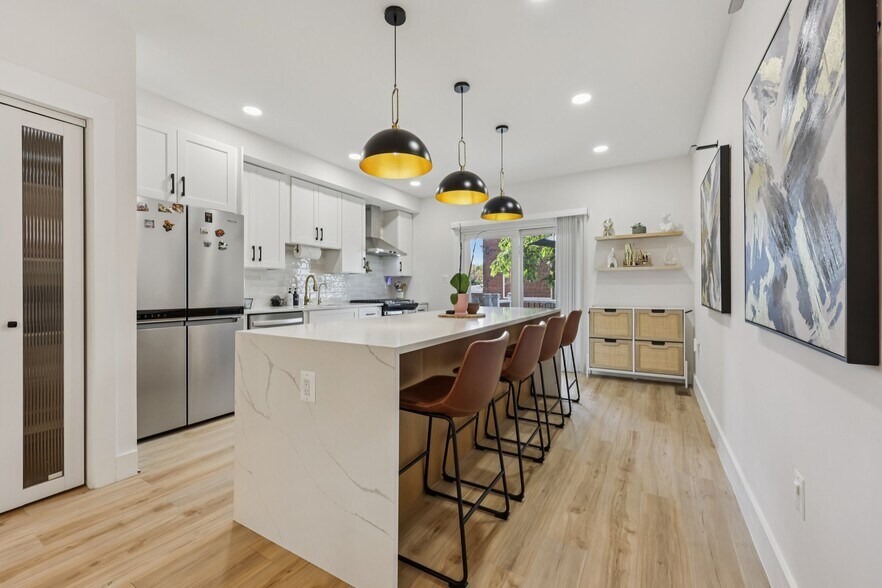 Building Photo - 2604 4th St NE