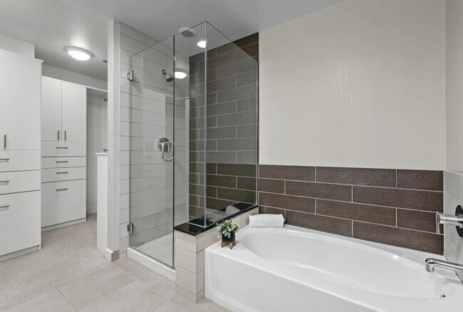 Building Photo - 891 14th St