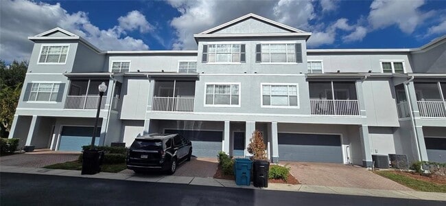 Building Photo - 2316 Grand Central Pkwy