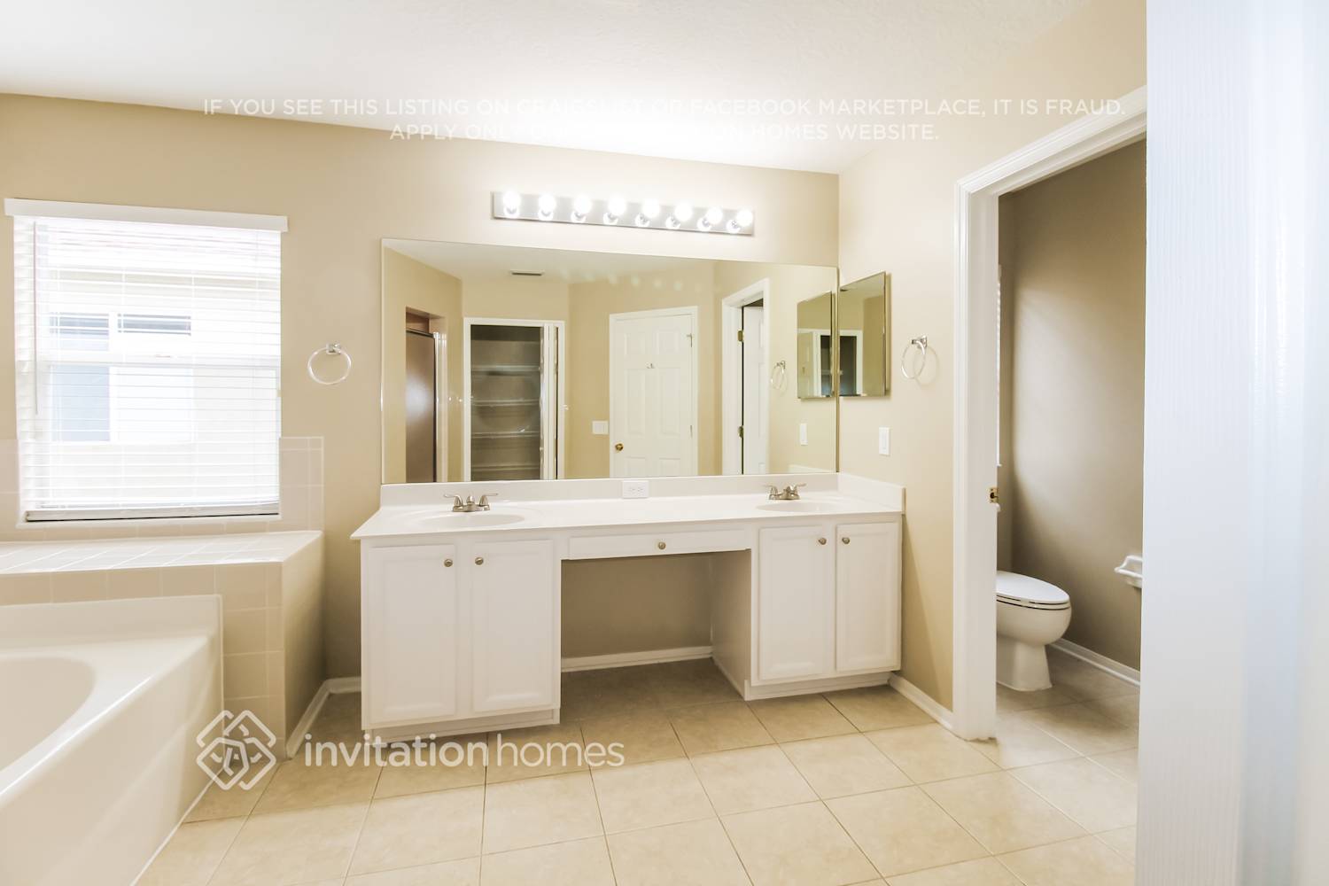 Building Photo - 19319 Sandy Springs Cir