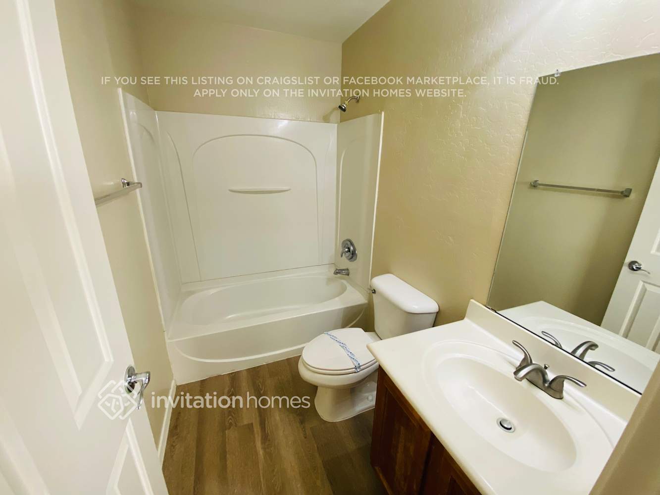 Building Photo - 45138 Miramar Rd