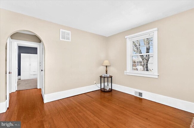 Building Photo - 161 Margate Dr
