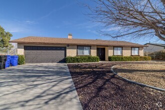 Building Photo - Adorable Apple Valley Home