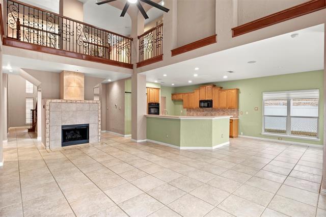 Building Photo - 808 Sabona Dr