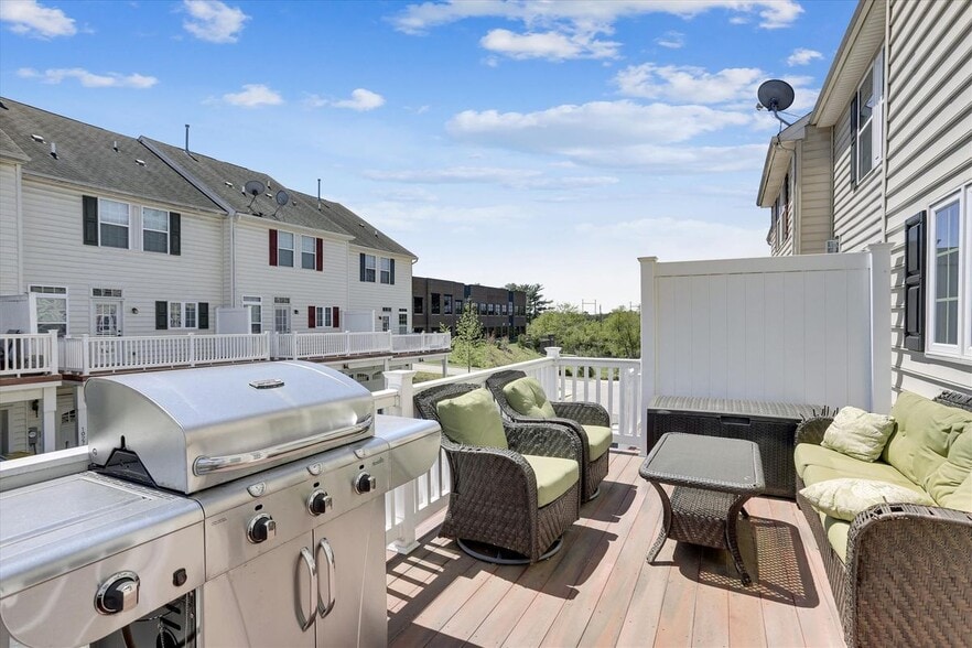 Building Photo - 1022 Ironwood Ln